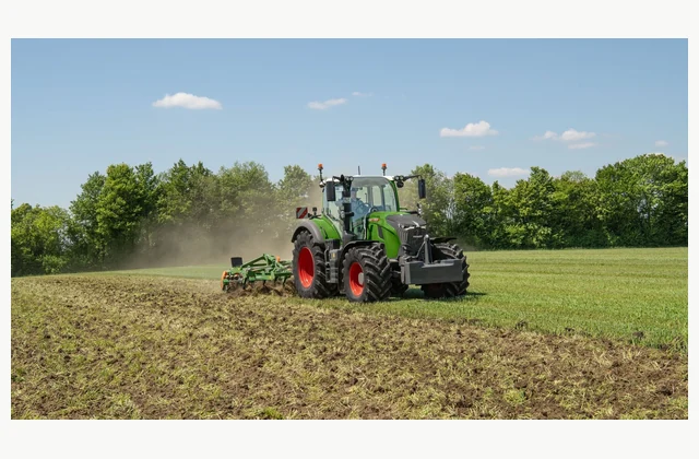Fendt 700 Vario Gen7.1 official product reference; configuration shown for illustration
