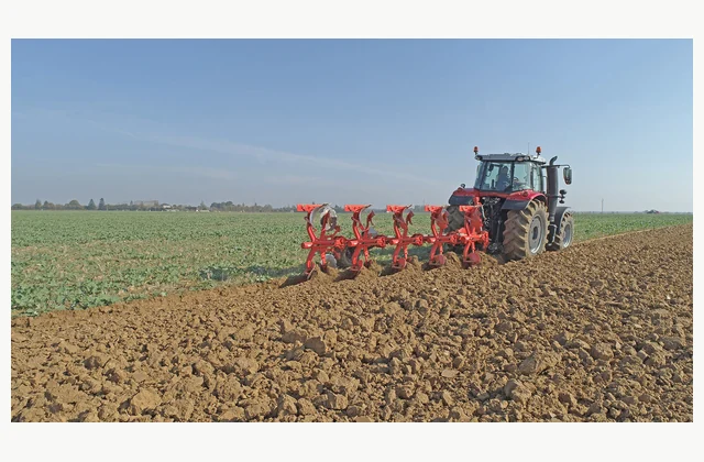 KUHN MASTER 123 official product reference; pictured configuration is illustrative