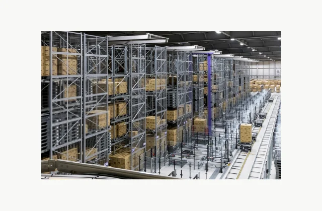 Daifuku pallet unit-load AS/RS warehouse installation; actual manufacturer source-photo region, reference does not imply stock or authorized representation