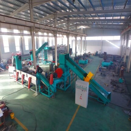 Plastic Crushing Washing Recycling Line for Flakes Pellets PET Bottles