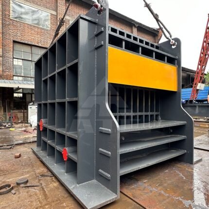 Scrap Iron Steel Crusher Recycling Waste Iron Powder Pig Iron Crusher Machine